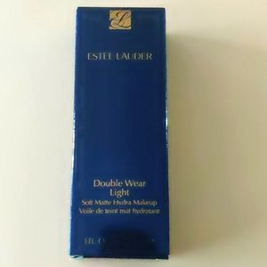 Estee Lauder double wear light 3C2